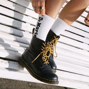 Dr. Martens Pascal Boots black size 6W